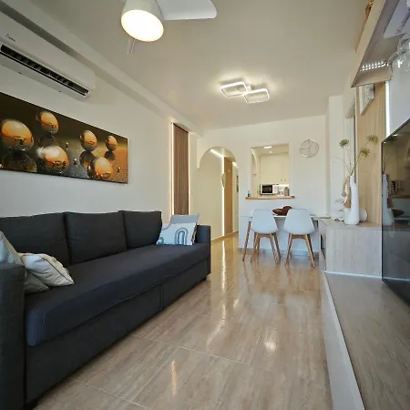 L&g63 Apartamento Con Parking Apartment